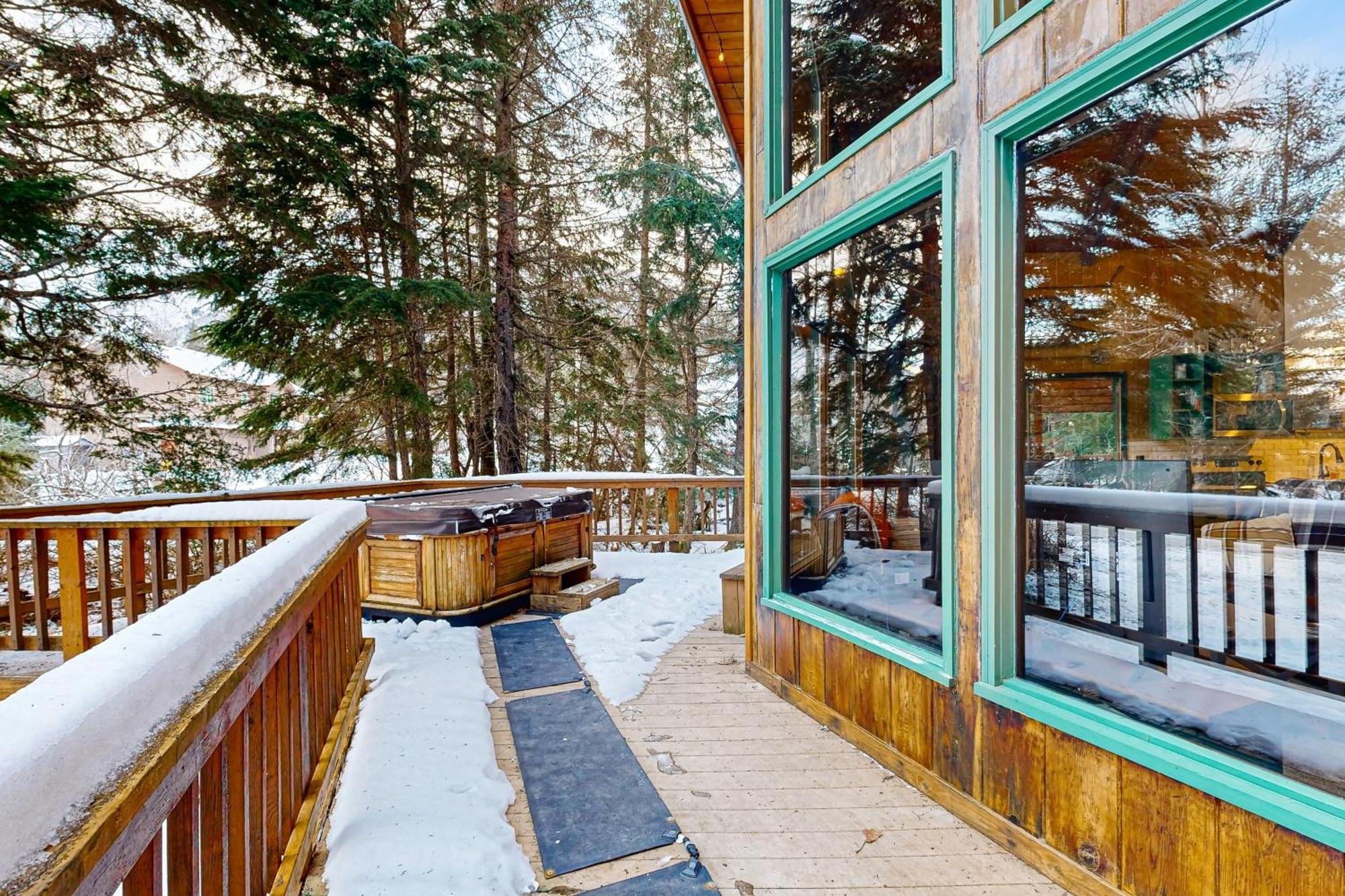Kelly'S Chalet Гирдвуд Экстерьер фото